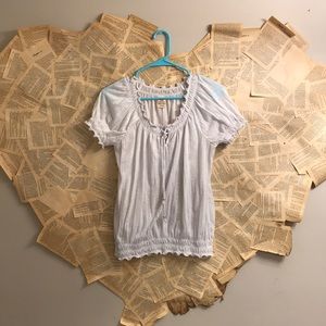 White Faded Glory Puffy Pirate shirt S(4-6)